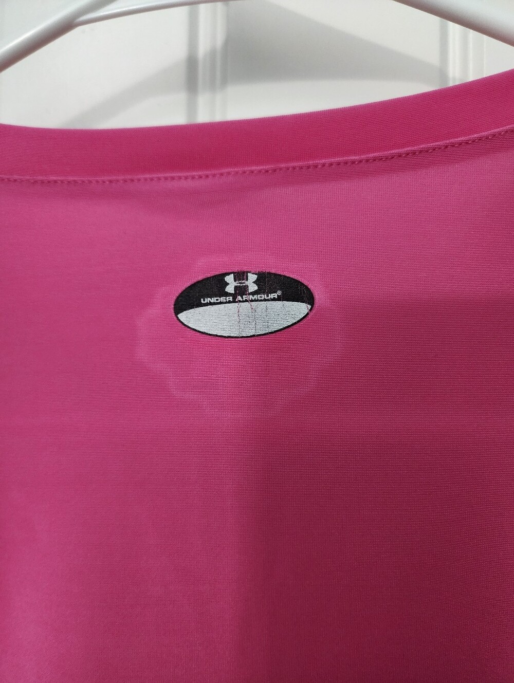 Under Armour *Flawed* Pink Long Sleeve V-Neck Athletic Top, Size XL - Picture 5 of 7